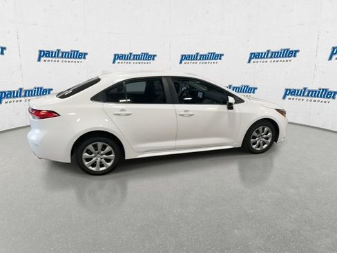 Used 2023 Toyota Corolla LE FWD image 12