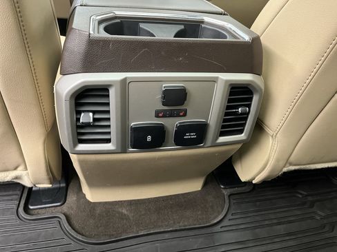 Used 2018 Ford F150 Lariat w/ Equipment Group 502A Luxury image 13