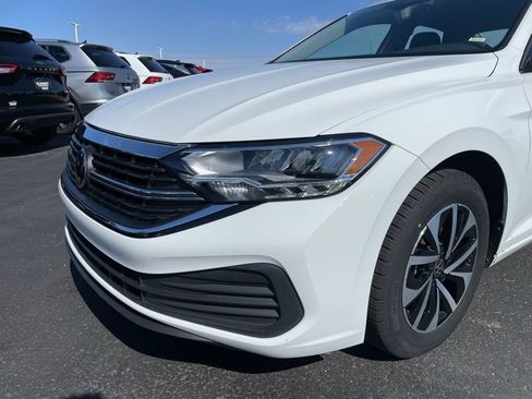 Used 2024 Volkswagen Jetta S image 30