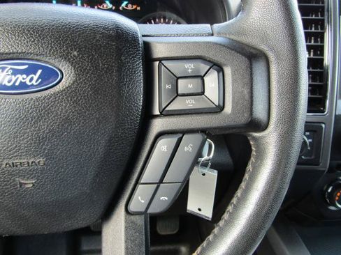 Used 2018 Ford F150 XLT w/ Equipment Group 302A Luxury AWD/4WD image 23