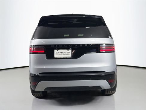 Certified 2024 Land Rover Discovery Dynamic SE AWD/4WD image 6