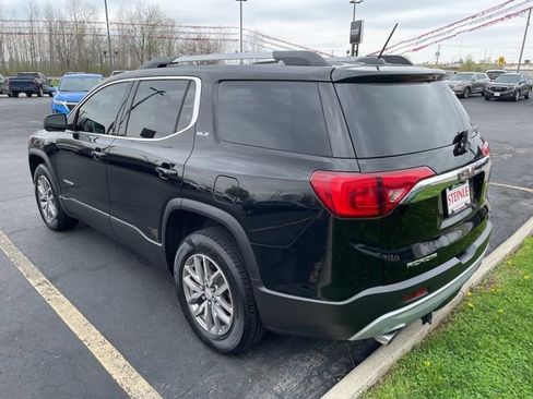 Used 2017 GMC Acadia SLE FWD image 5