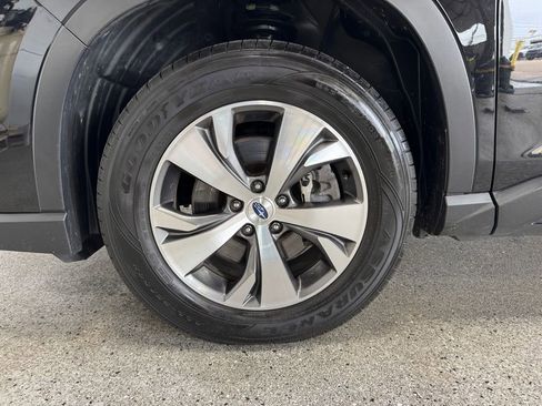 Used 2024 Subaru Ascent Premium AWD/4WD image 32