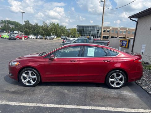 Used 2016 Ford Fusion SE w/ Equipment Group 201A AWD/4WD image 6