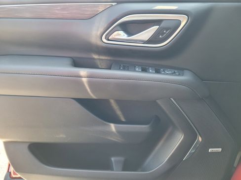 Used 2024 Chevrolet Tahoe Z71 w/ Z71 Off-Road Package image 21