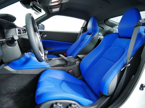 New 2024 Nissan Z Performance w/ Floor Mat Package image 16