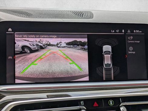 Used 2021 BMW X6 sDrive40i w/ M Sport Package image 11