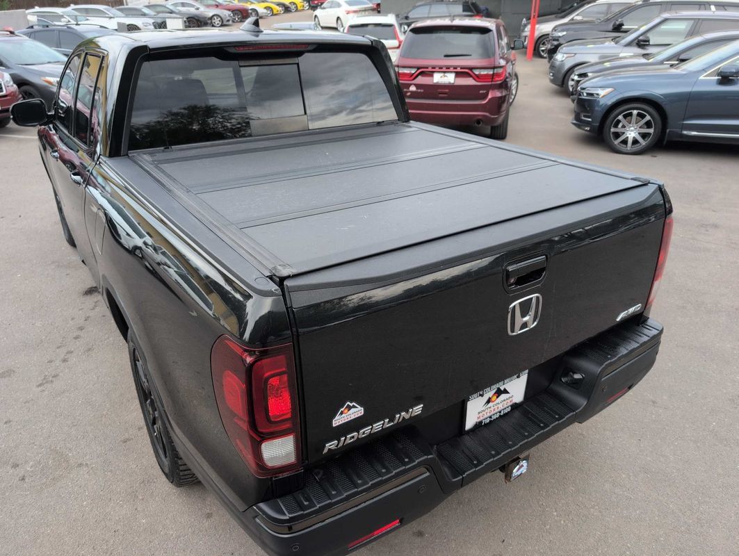 Used 2017 Honda Ridgeline Black Edition image 9