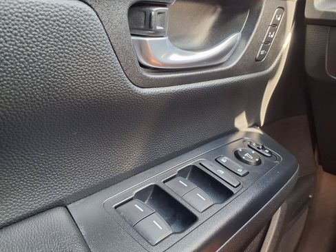 Used 2026 Honda CR-V Sport-L image 11