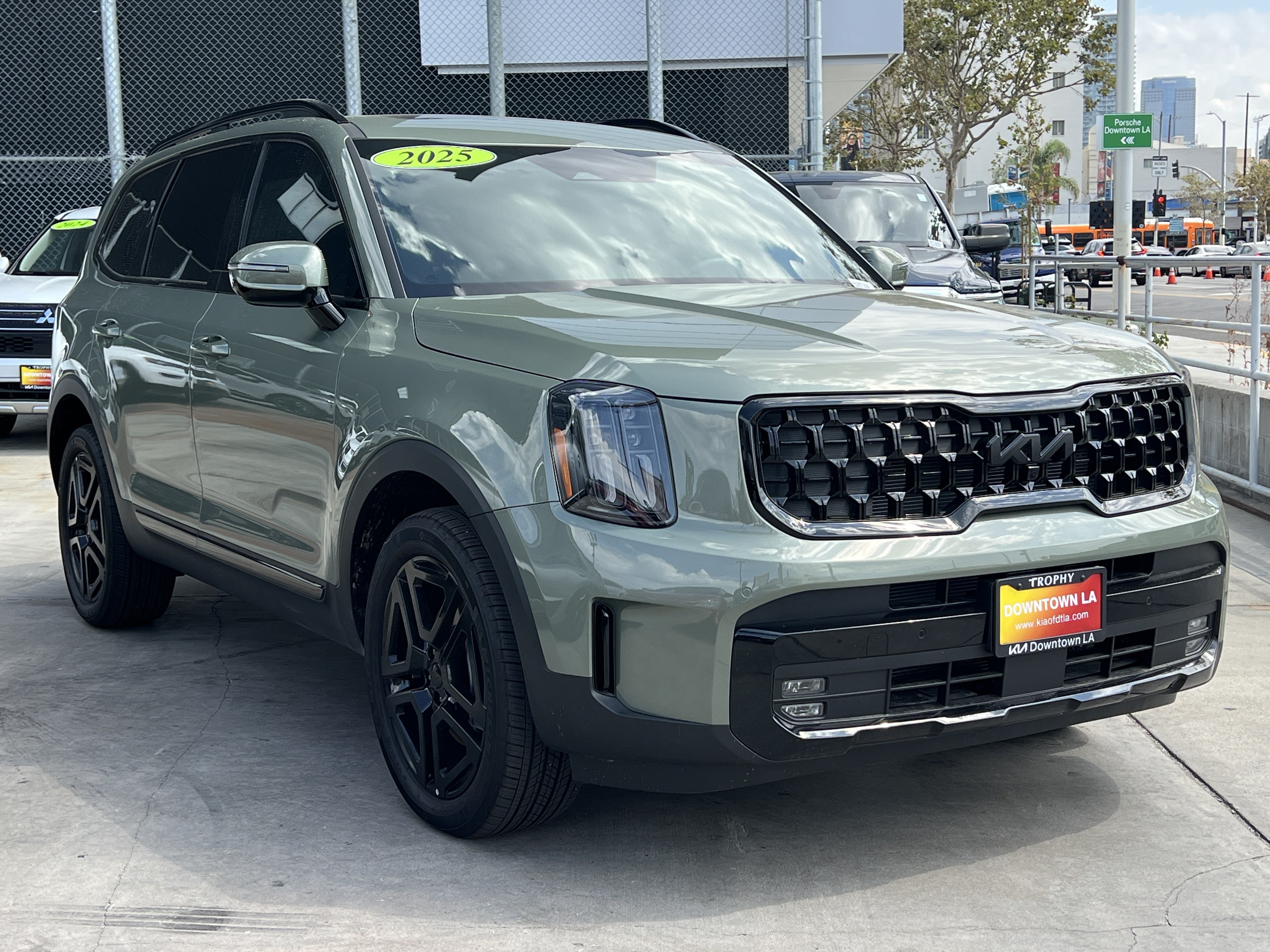 Used 2025 Kia Telluride SX Prestige X-Line AWD/4WD image 10