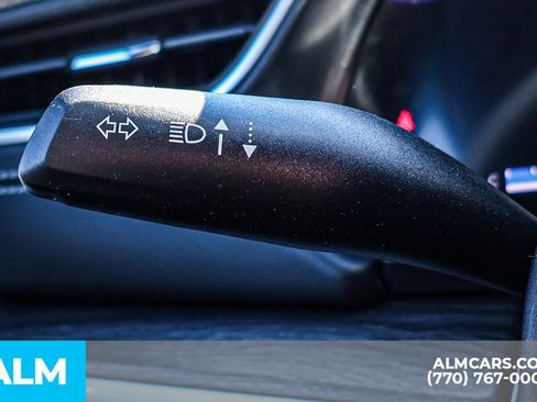 Used 2024 Jeep Grand Cherokee Limited image 33