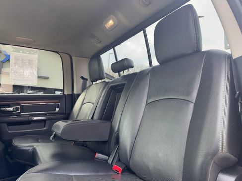 Used 2016 RAM 2500 Laramie w/ Convenience Group image 38