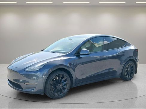 Used 2021 Tesla Model Y Long Range AWD/4WD image 1