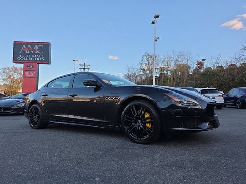 Used 2022 Maserati Quattroporte Modena Q4 image 21