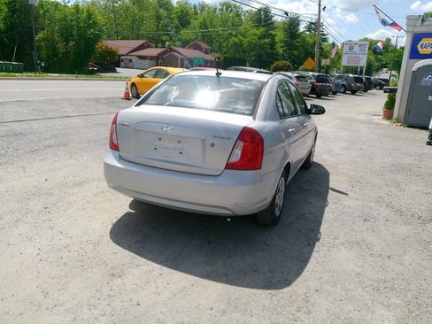 Used 2009 Hyundai Accent GLS w/ Popular Equipment Pkg 5 FWD image 14