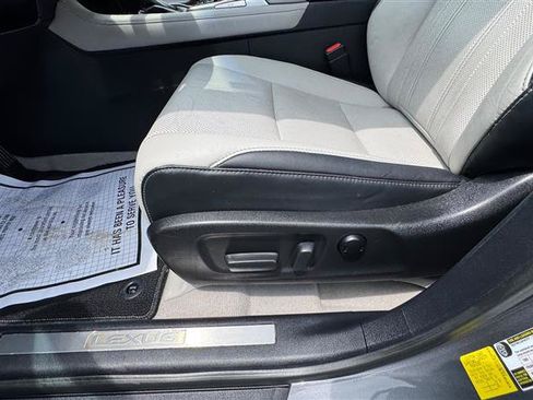 Used 2016 Lexus RX 450h AWD w/ Accessory Package image 38