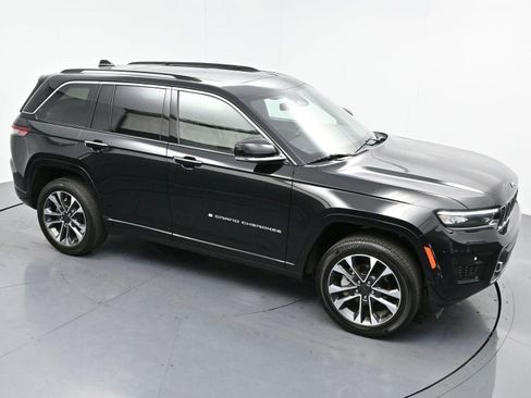Used 2023 Jeep Grand Cherokee Overland w/ Luxury Tech Group IV image 34