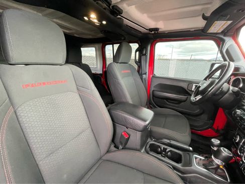 Used 2020 Jeep Wrangler Unlimited Rubicon w/ Cold Weather Group image 27