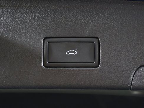 New 2024 Volkswagen Atlas Cross Sport SEL R-Line image 60