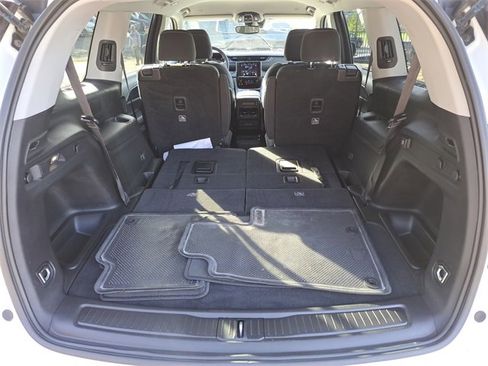 Used 2023 Jeep Grand Cherokee L Laredo image 25