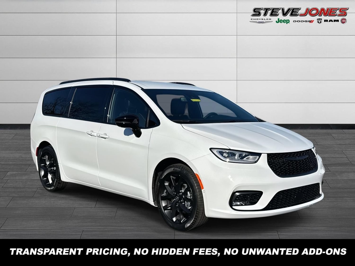 New 2026 Chrysler Pacifica Select w/ S Appearance Package FWD image 1