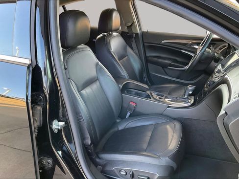 Used 2017 Buick Regal Premium w/ Driver Confidence Package #2 FWD image 8