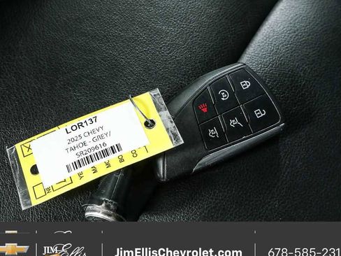 Used 2025 Chevrolet Tahoe LT image 40