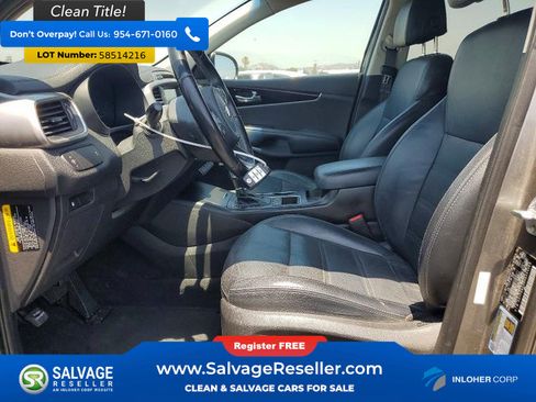 Used 2017 Kia Sorento FWD w/ LX Convenience Package image 9