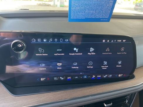 New 2025 Chevrolet Suburban High Country image 30