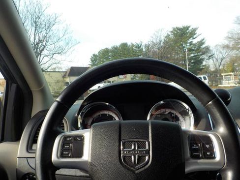 Used 2016 Dodge Grand Caravan SE w/ Quick Order Package 29E SE image 22