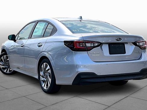 Used 2025 Subaru Legacy Limited image 12