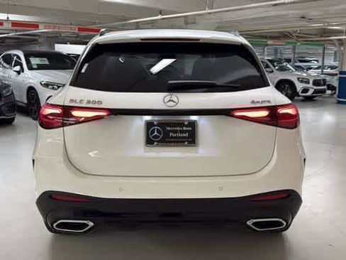 Used 2026 Mercedes-Benz GLC 300 4MATIC image 7