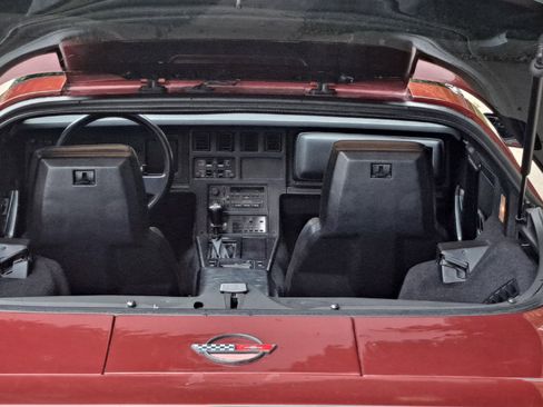 Used 1988 Chevrolet Corvette Coupe image 6