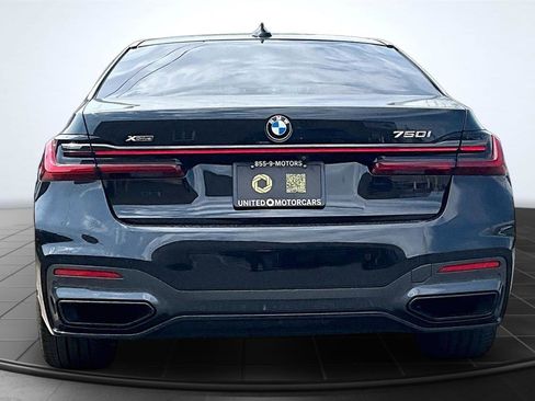 Used 2020 BMW 750i xDrive w/ M Sport Package AWD/4WD image 5