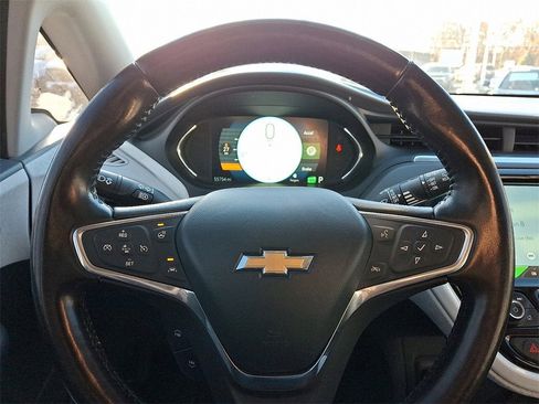 Certified 2020 Chevrolet Bolt Premier w/ Infotainment Package image 20