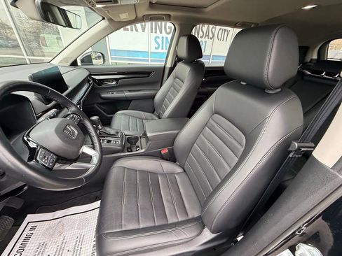 Used 2025 Honda CR-V EX-L image 8