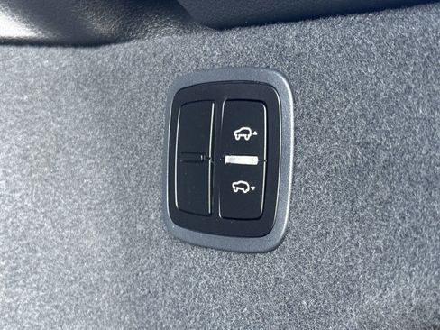 Used 2016 Porsche Macan S w/ Premium Package Plus AWD/4WD image 8