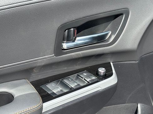 New 2026 Toyota Sienna XLE Woodland Edition AWD/4WD image 30