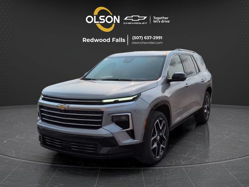 Used 2026 Chevrolet Traverse High Country w/ LPO, Floor Liner Package AWD/4WD image 1