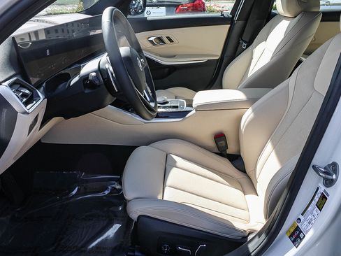 Used 2024 BMW 330e image 17