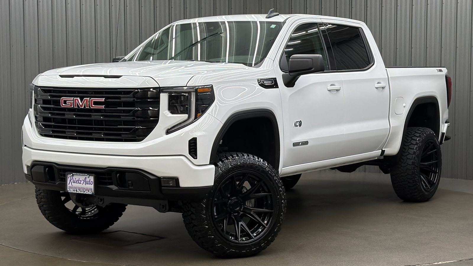 Used 2026 GMC Sierra 1500 Elevation AWD/4WD image 1