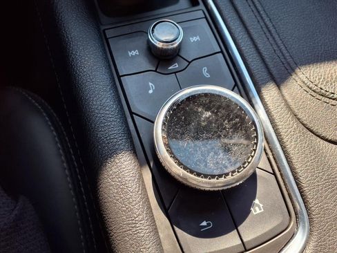 Used 2022 Cadillac XT5 Sportv w/ Technology Package image 25