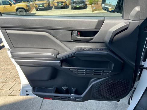 New 2026 Toyota Tacoma SR5 AWD/4WD image 12