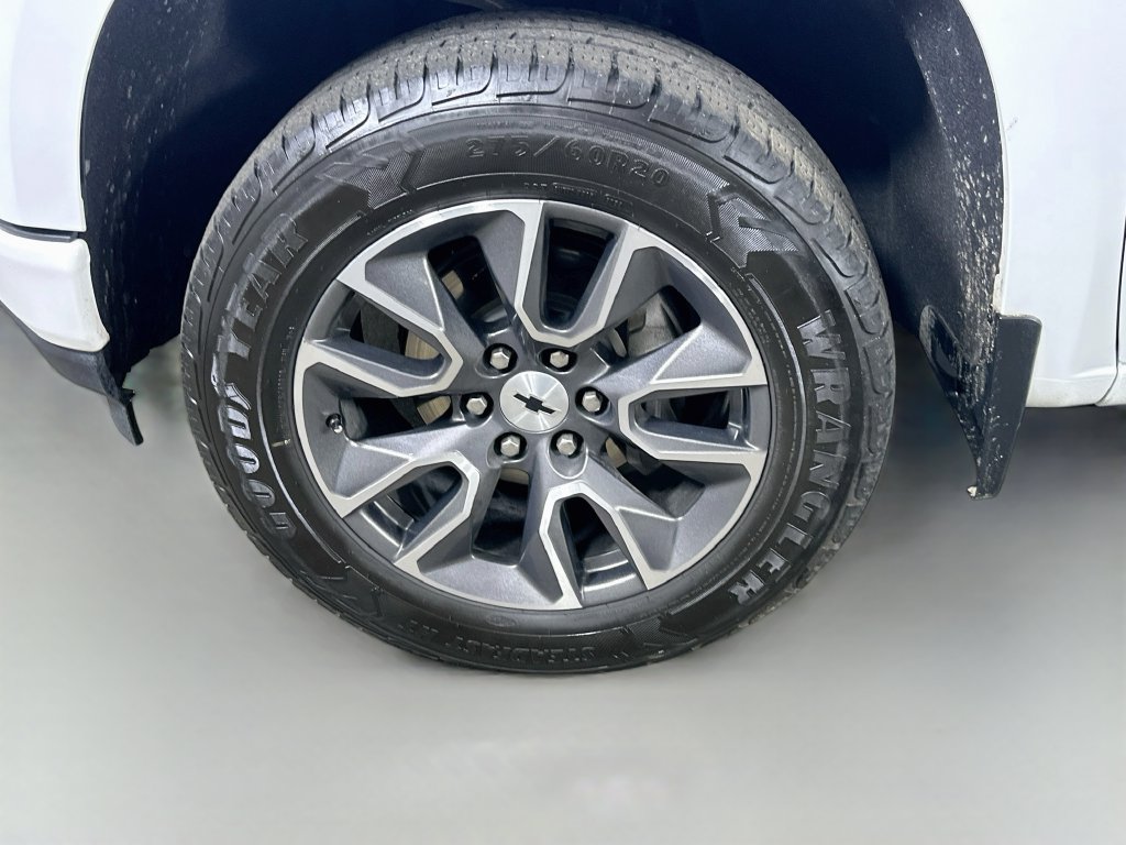 Used 2022 Chevrolet Silverado 1500 RST AWD/4WD image 8