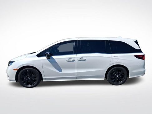 Certified 2024 Honda Odyssey Sport image 10