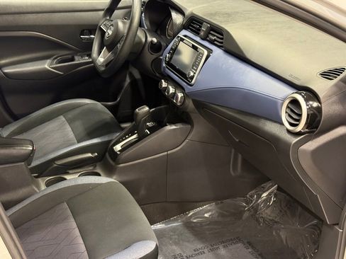 Certified 2023 Nissan Versa SV image 27