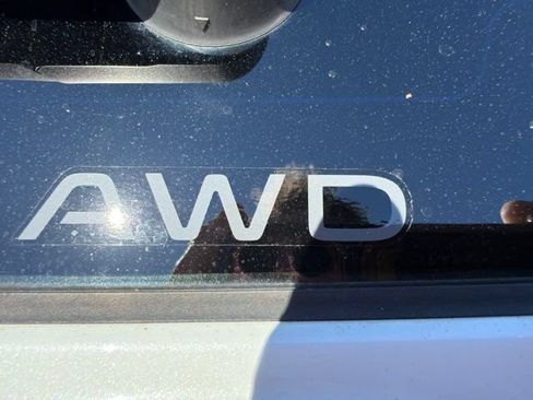 Used 2024 Honda CR-V EX-L image 15