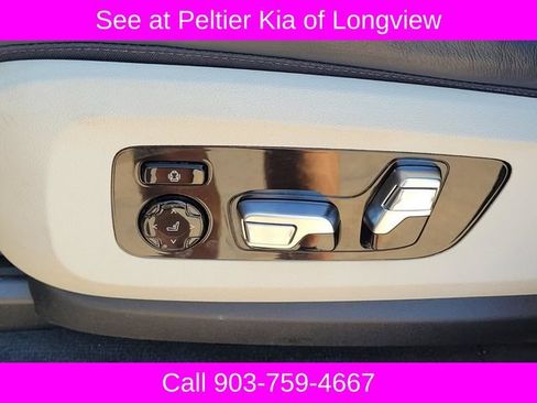 Used 2019 BMW X7 xDrive40i w/ Premium Package AWD/4WD image 19