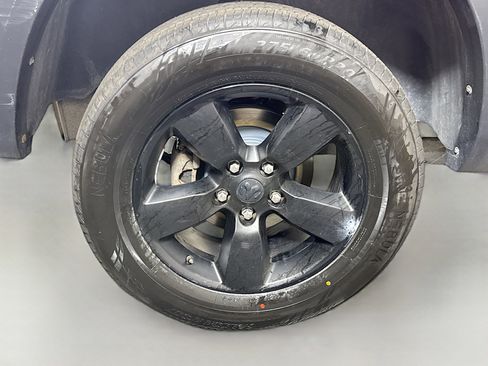 Used 2019 RAM 1500 Classic Warlock w/ Electronics Group image 32