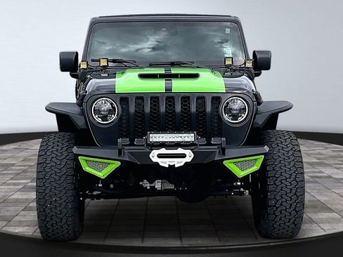 Used 2023 Jeep Wrangler Unlimited Rubicon 392 AWD/4WD image 3